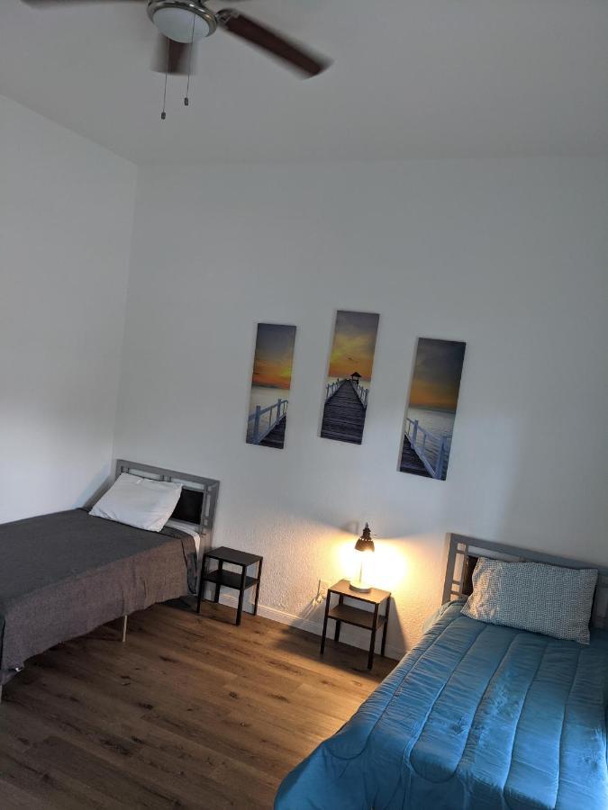 Вилла Cozy *Downtown Getaway* Сан-Антонио Экстерьер фото